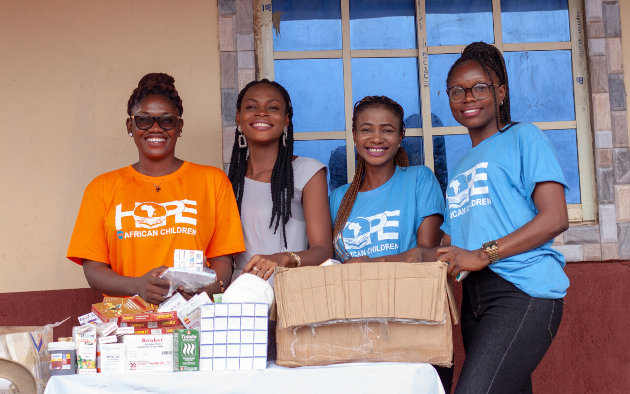 HOPE-Volunteers-during-a-medical-camp-1